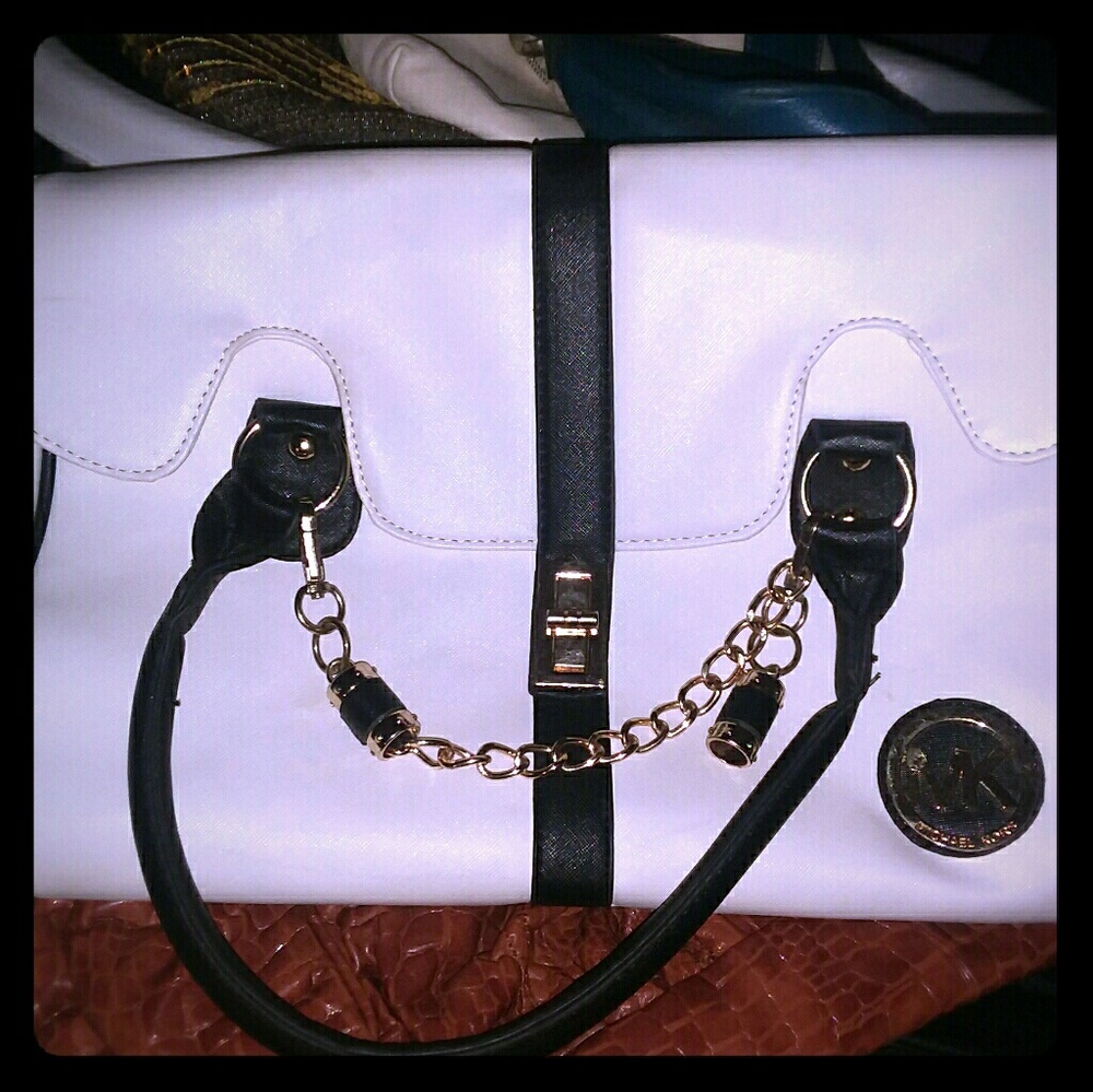 Michael knor purse